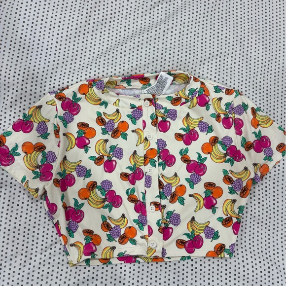 Forever 21 Tops - Forever 21 fruit cropped tee size medium